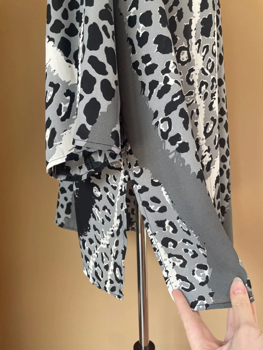 Bob Mackie Wearable Art Kimono Cardigan NEW XL Layering Animal Print Open Front